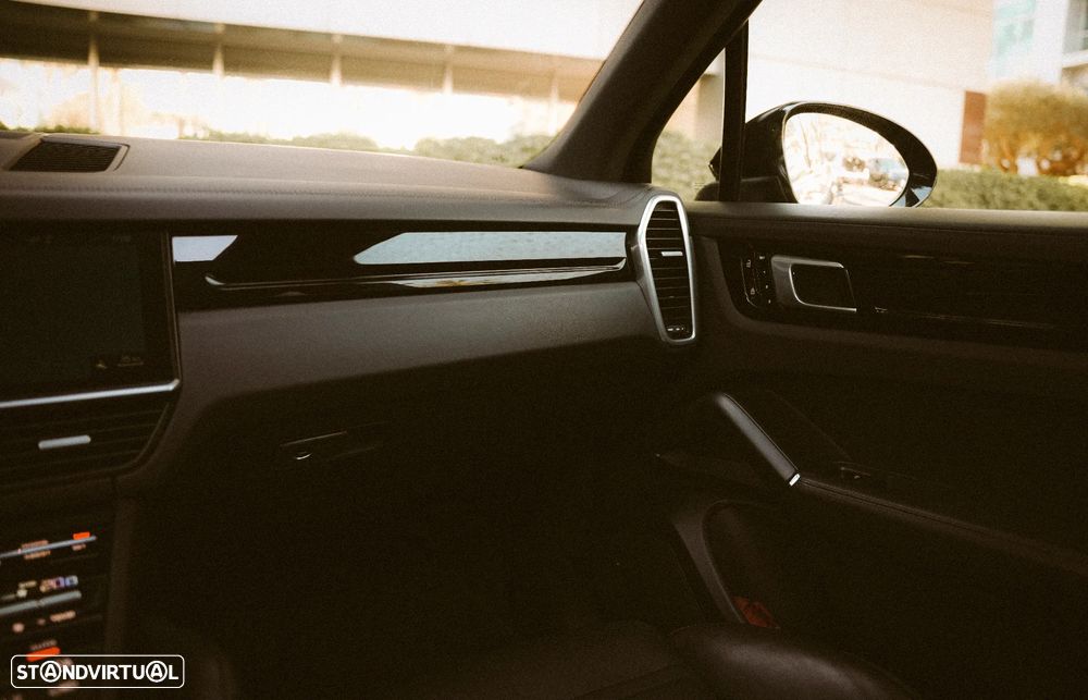 Porsche Cayenne E-Hybrid - 37