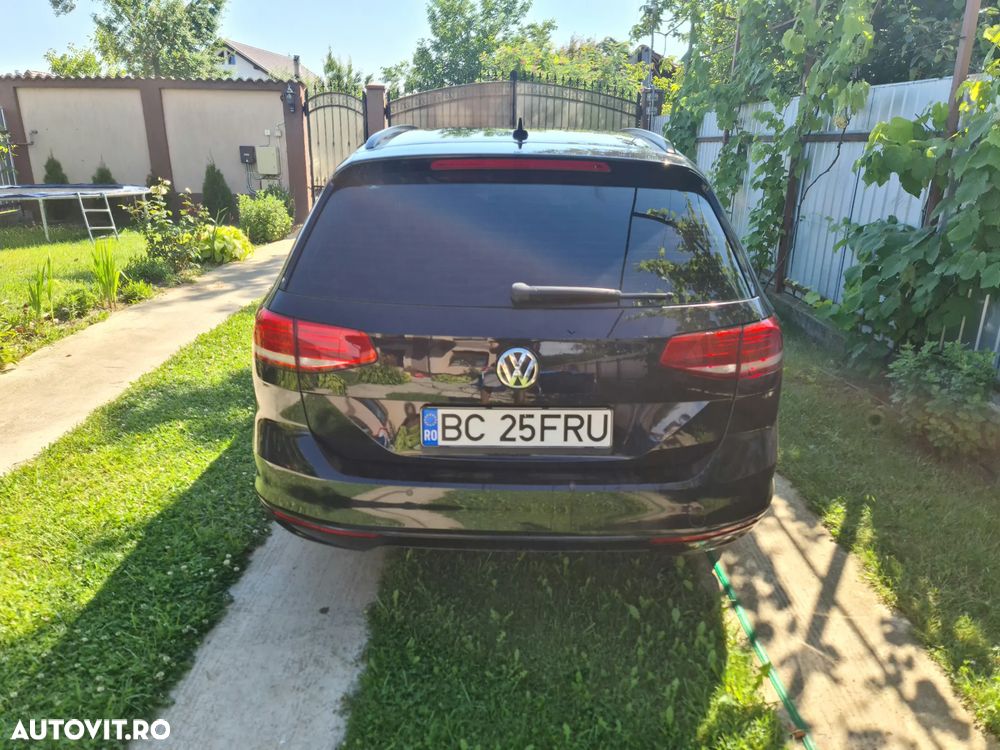Volkswagen Passat 2.0 TDI DSG Comfortline - 5