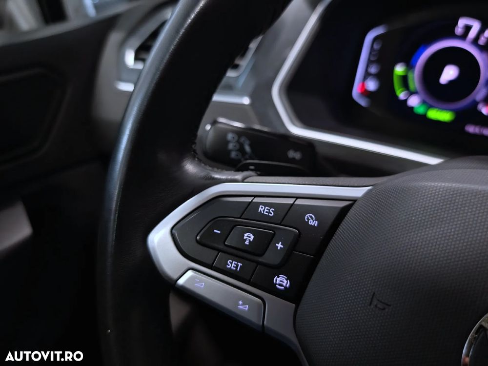 Volkswagen Tiguan 1.4 eHybrid OPF DSG Life - 24
