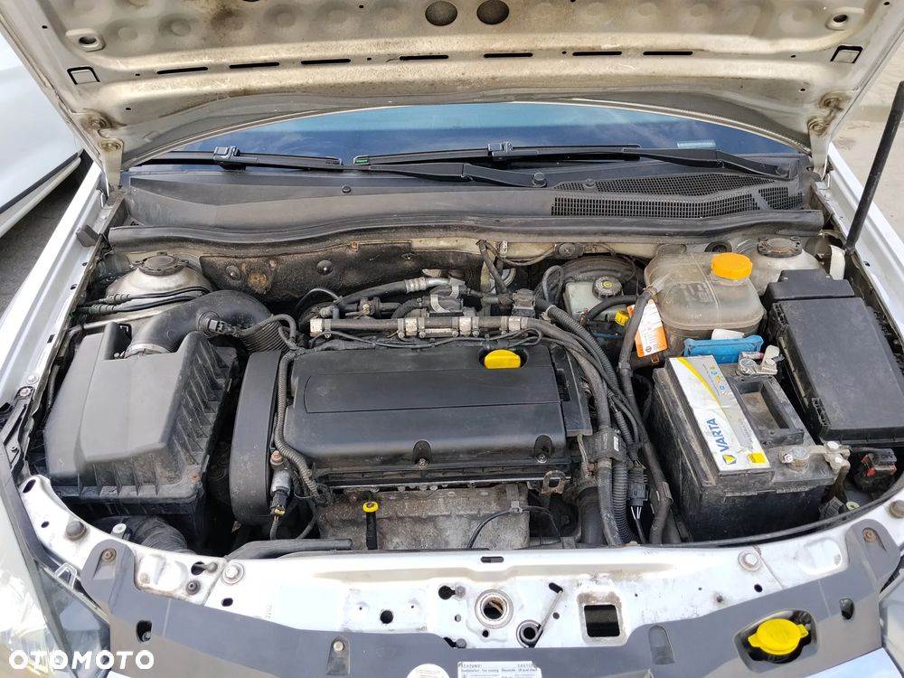 Opel Astra 1.8 - 13