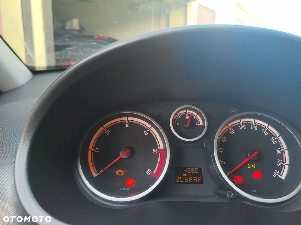 Opel Corsa - 16