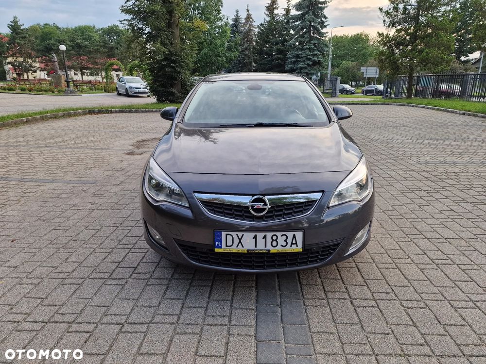 Opel Astra 1.6 Cosmo - 32