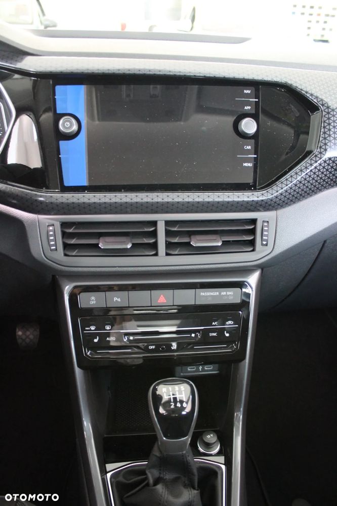 Volkswagen T-Cross 1.0 TSI Life Plus DSG - 13