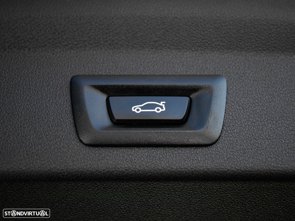 BMW 116 d Pack M Auto - 9