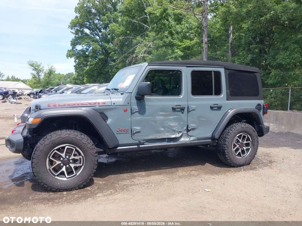 Jeep Wrangler - 4