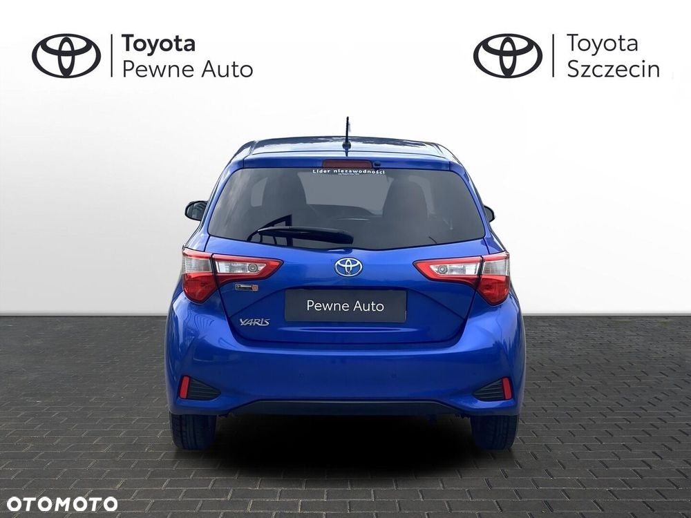 Toyota Yaris - 10