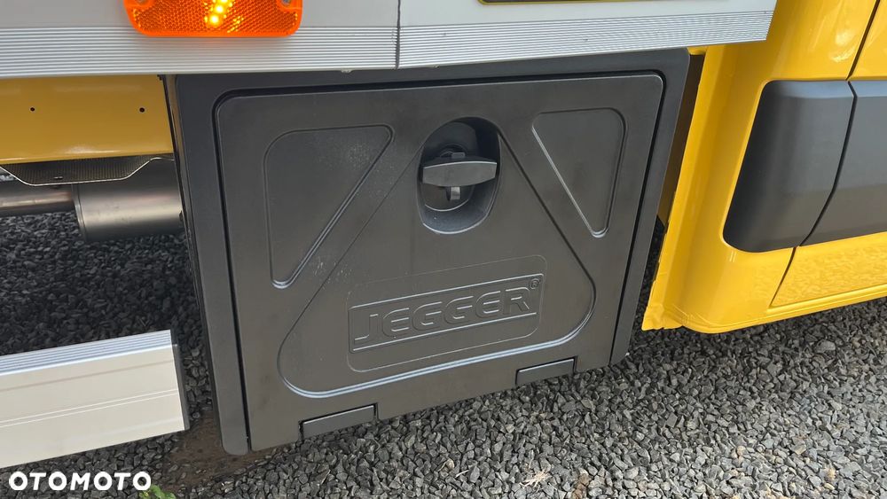 Renault Master autolaweta - 12
