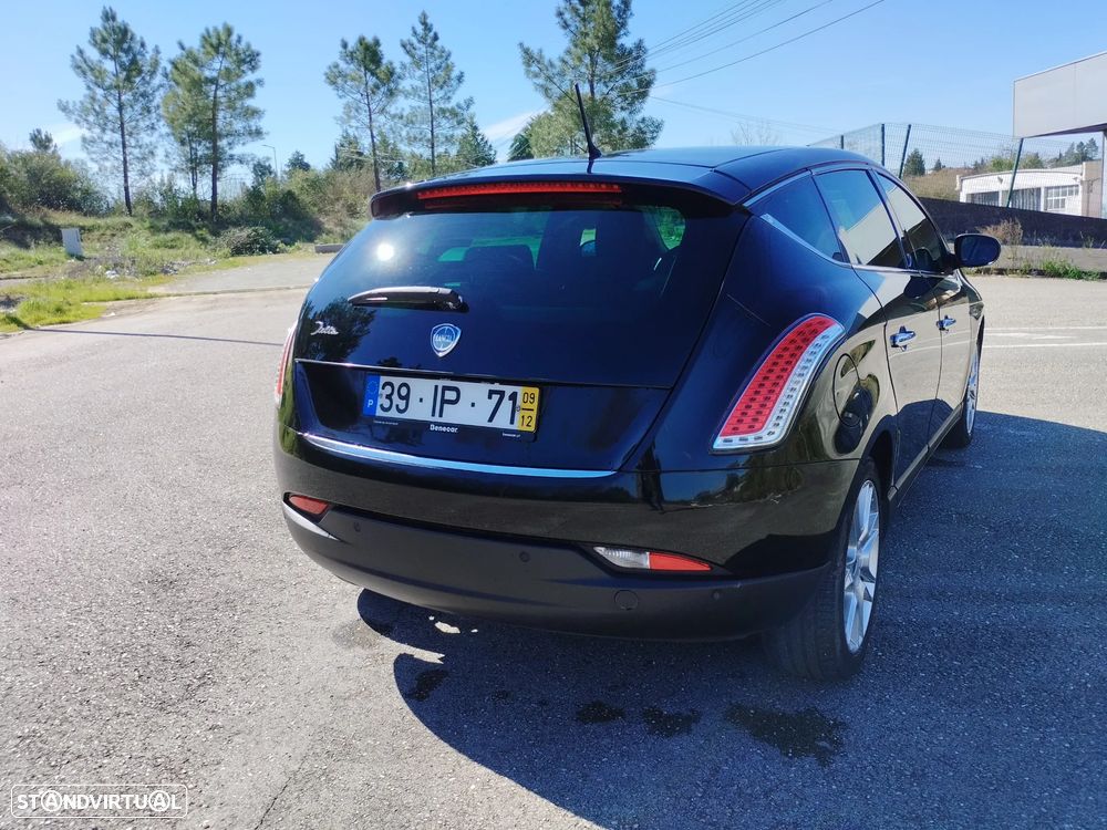 Lancia Delta 1.6 M-Jet Oro - 4