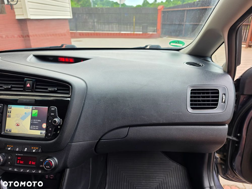 Kia Ceed 1.6 CRDi 136 ISG Platinum Edition - 21