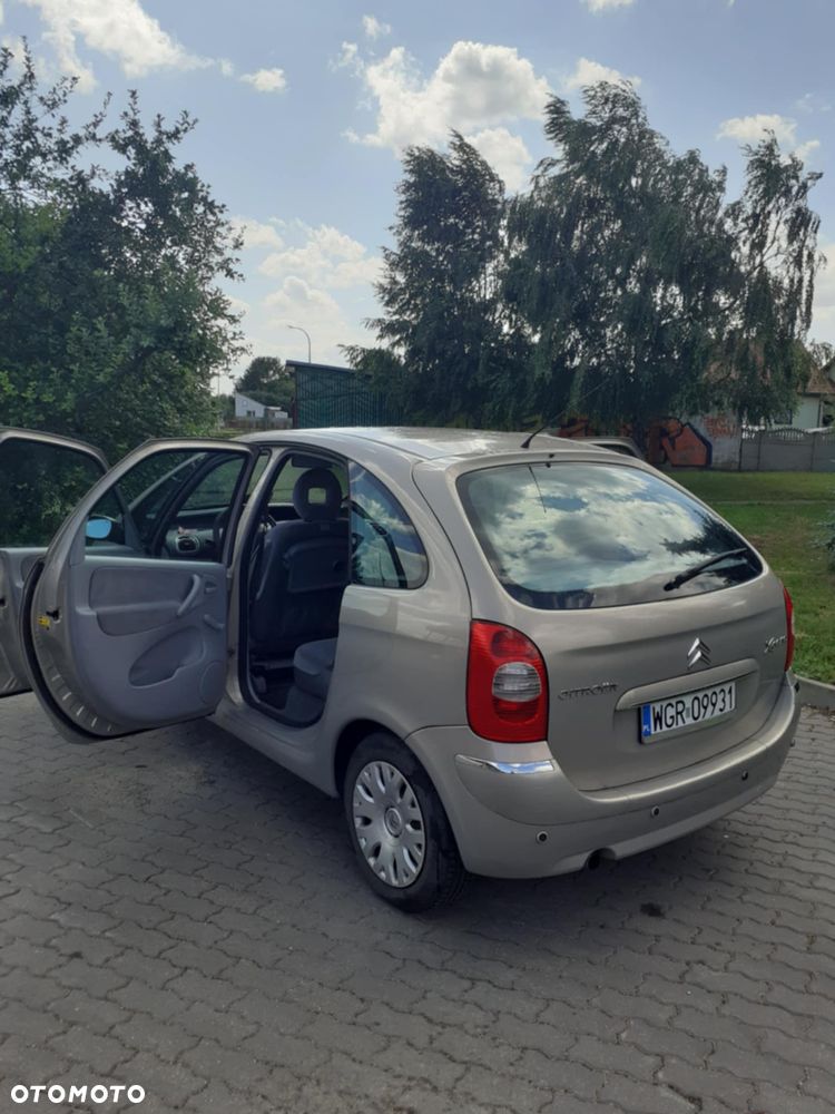 Citroën Xsara Picasso 1.6i 16V SX - 10