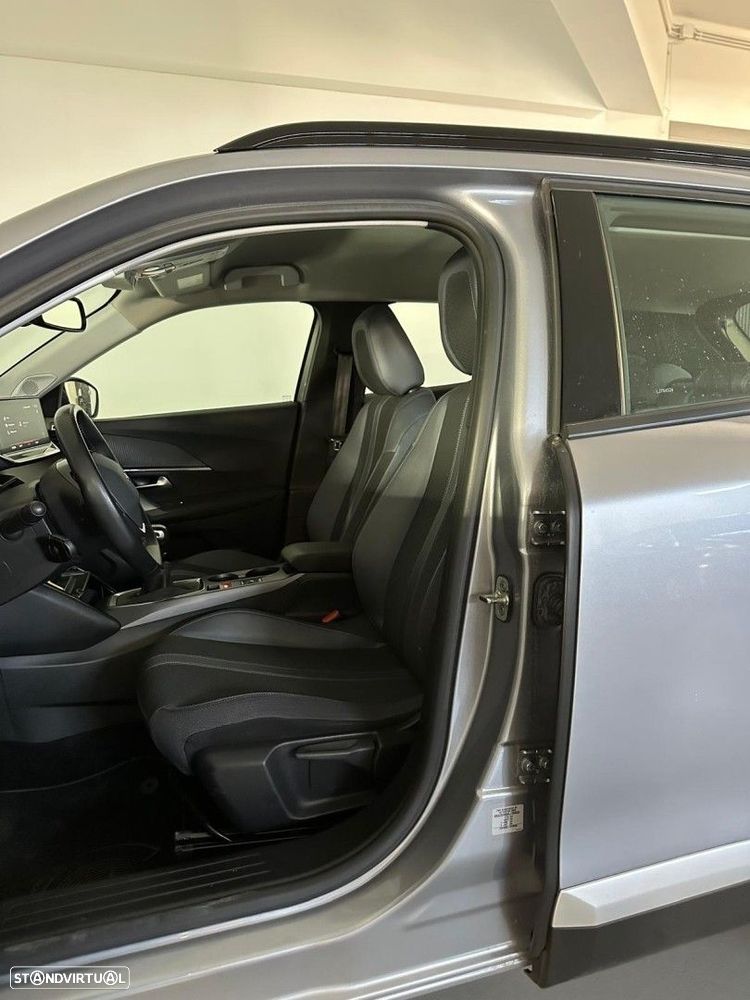 Peugeot 2008 PureTech 100 Allure - 10