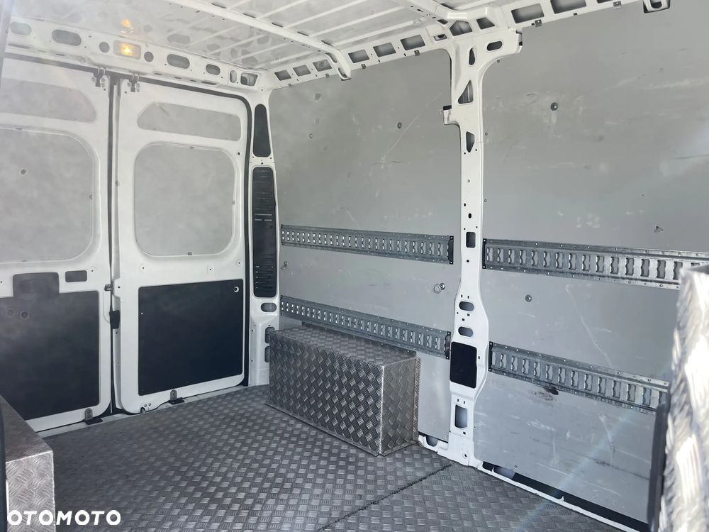 Peugeot Boxer - 4
