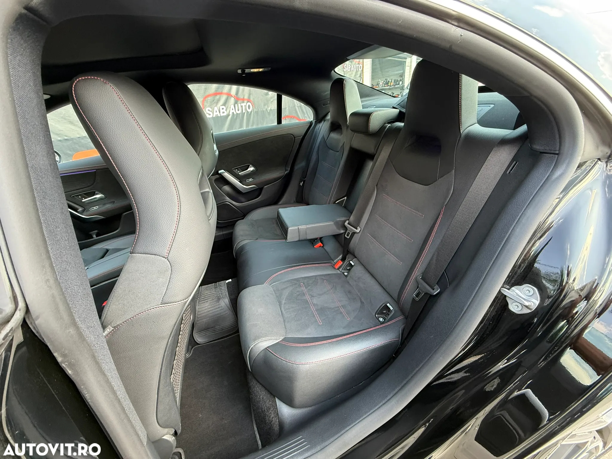 Mercedes-Benz CLA 250 4Matic 7G-DCT AMG Line - 17
