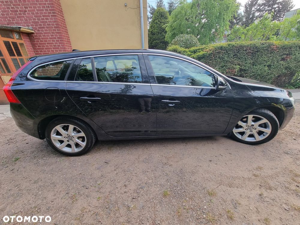 Volvo V60 D3 Kinetic - 5