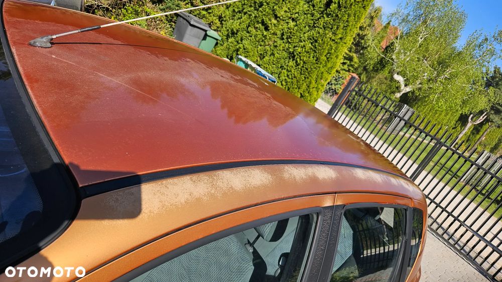 Chevrolet Aveo 1.2 SE / Plus - 24