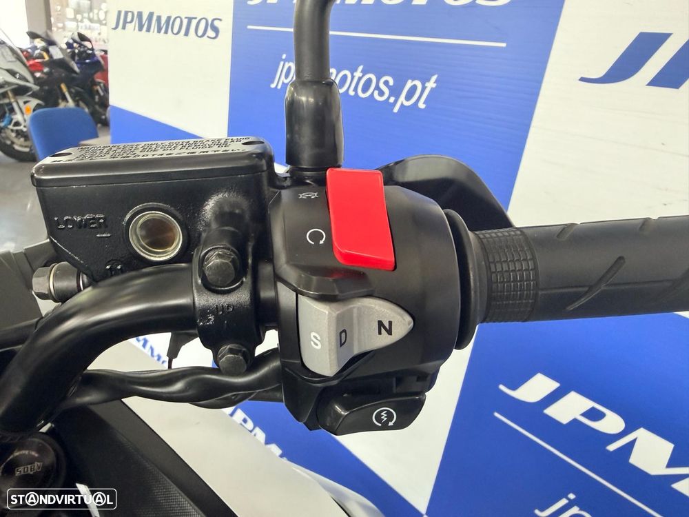 Honda NC750X DCT - 7