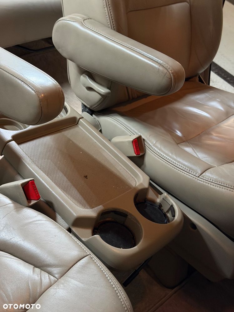 Honda Odyssey 3.5 LX - 7