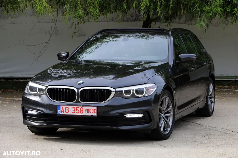 BMW Seria 5 520d Touring Aut. Sport Line - 2