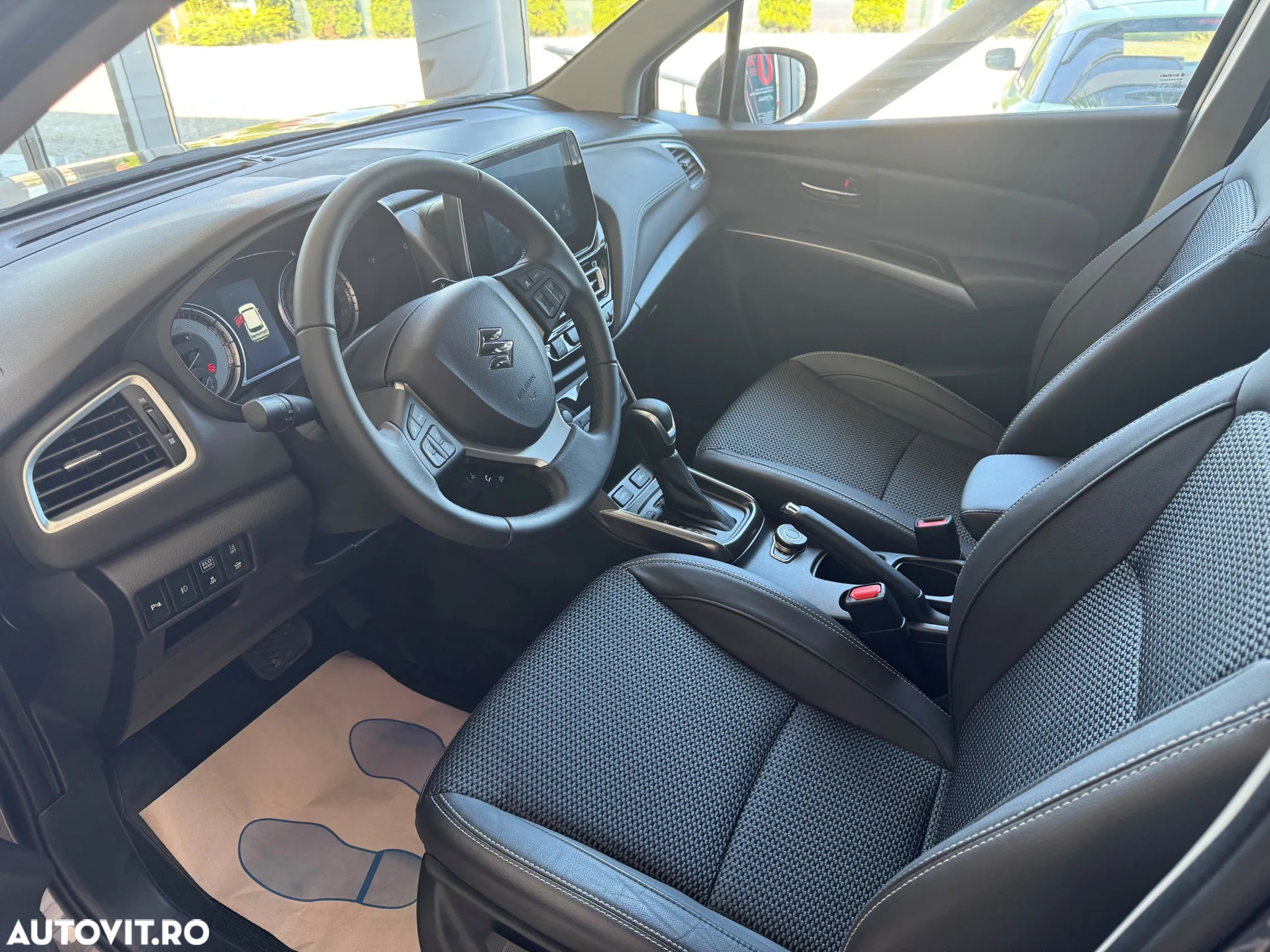 Suzuki SX4 S-Cross 1.5 AllGrip HEV Spirit - 3