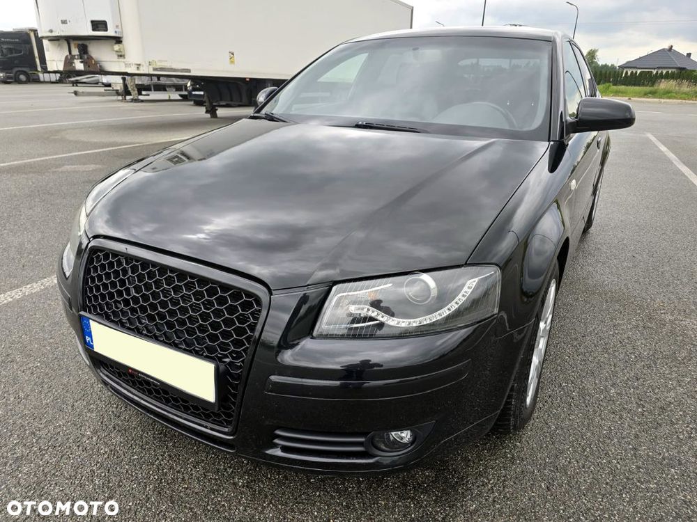 Audi A3 Sportback 2.0 TDI DPF S tronic S line Sportpaket (plus) - 19