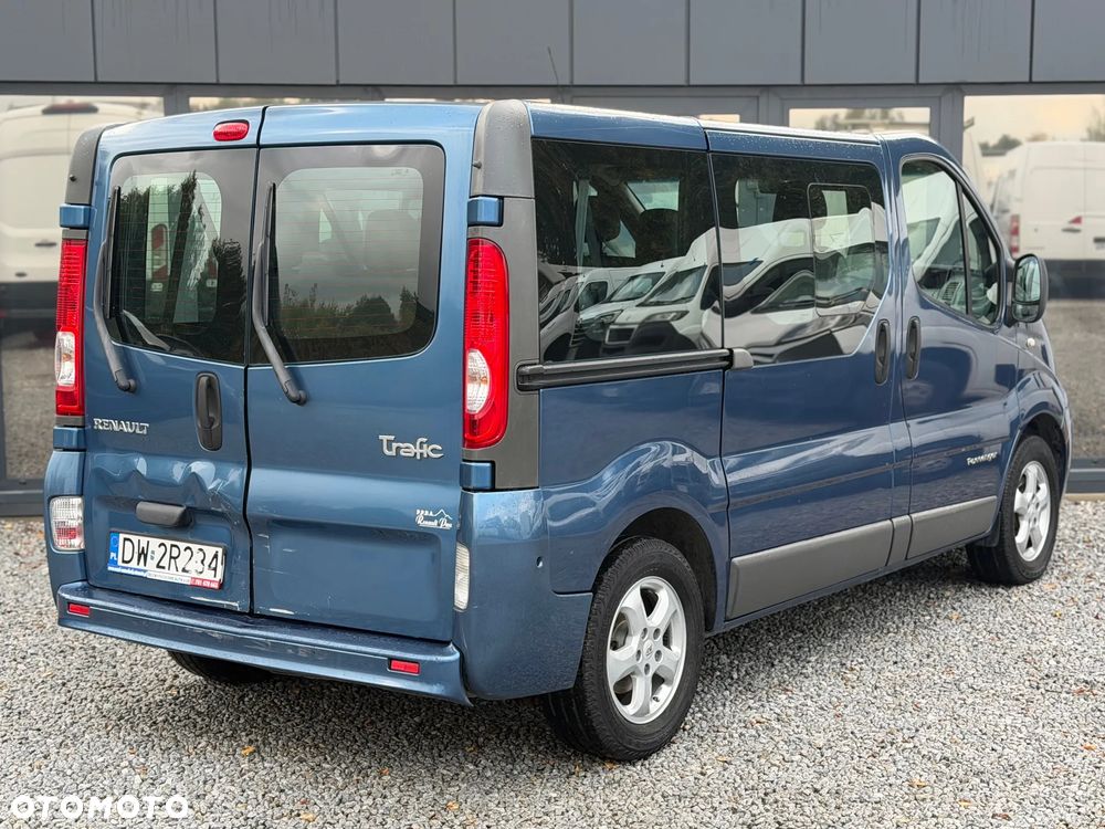 Renault Trafic 2.0 dCi 115 FAP Combi L1H1 Expression - 7