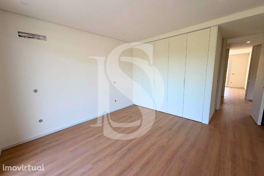 Moradia T4 Venda em Palmeira,Braga - Grande imagem: 4/18