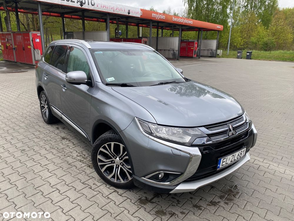 Mitsubishi Outlander - 4