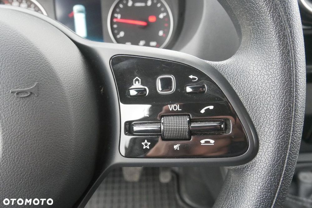 Mercedes-Benz Sprinter 317 CDI Długi LED Hak Zab. Warsztatowa Navi Kamera SalonPL VAT23% Właścicielem pojazdu jest Ayvens Financial Services Polska - 21
