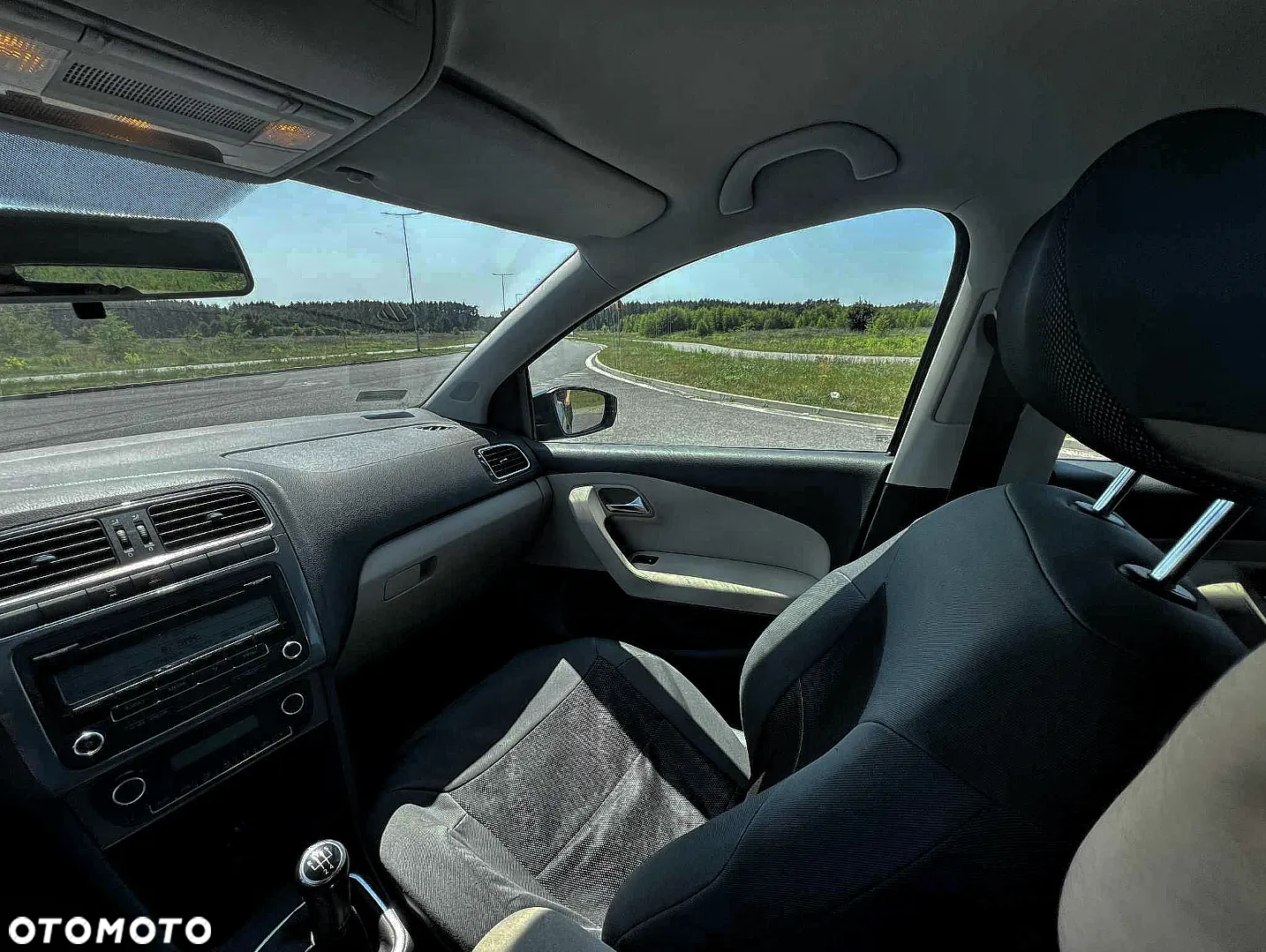 Volkswagen Polo 1.4 16V Comfortline - 13