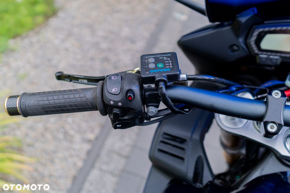 Yamaha FZ - 19