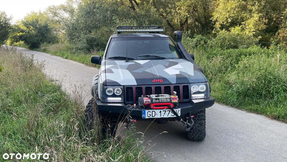 Jeep Grand Cherokee 5.2 Limited - 12