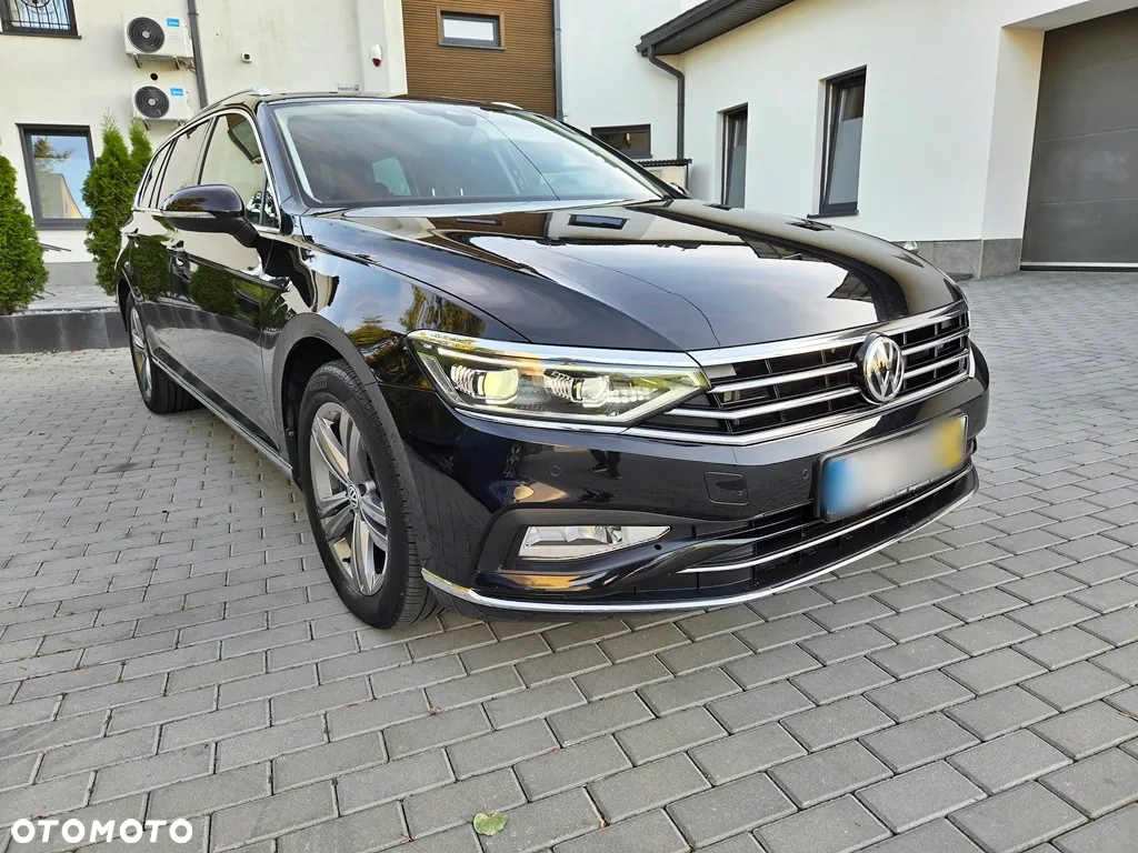 Volkswagen Passat - 9
