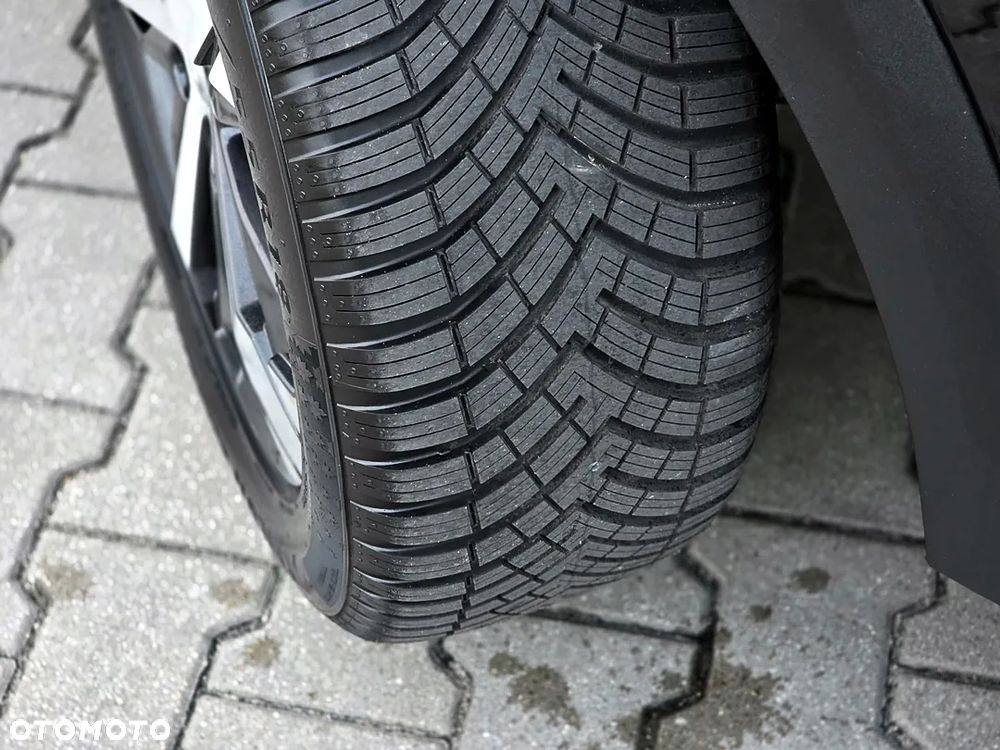 Peugeot 3008 BlueHDi 130 Stop & Start EAT8 GT - 22