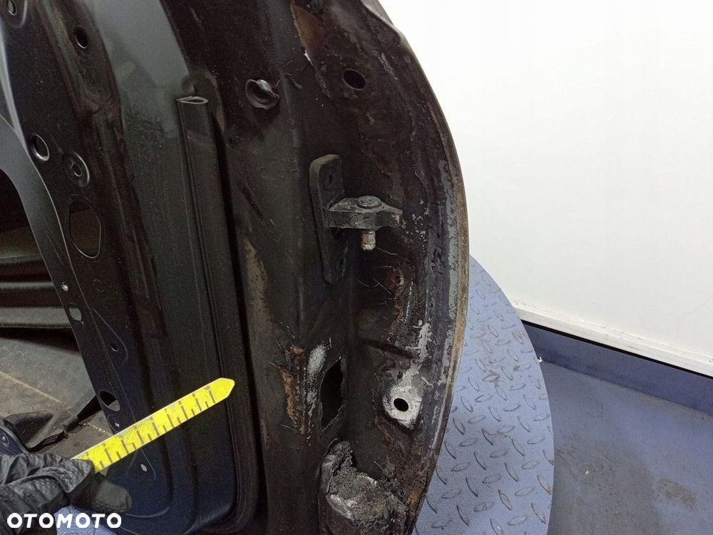 MERCEDES AMG GT 4 DOOR W290 X290 DRZWI PRZÓD LEWE PRZEDNIE 818 - 7