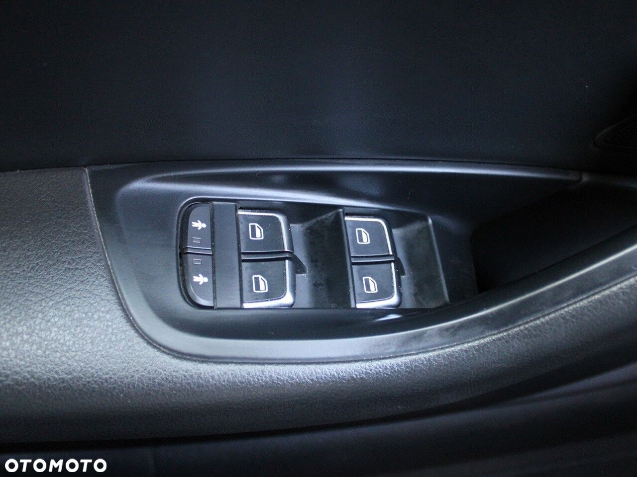 Audi A6 2.0 TDI Multitronic - 34