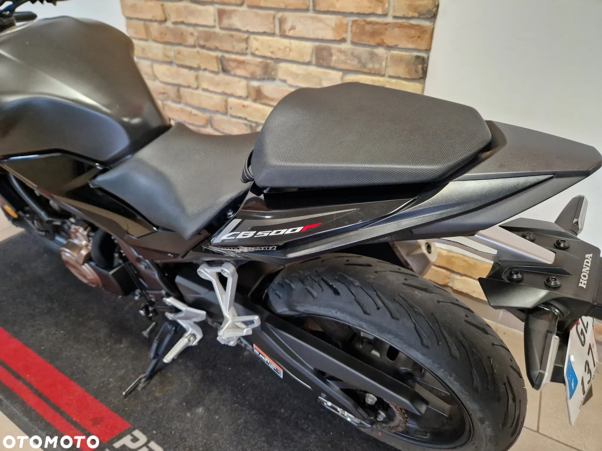 Honda CB - 9