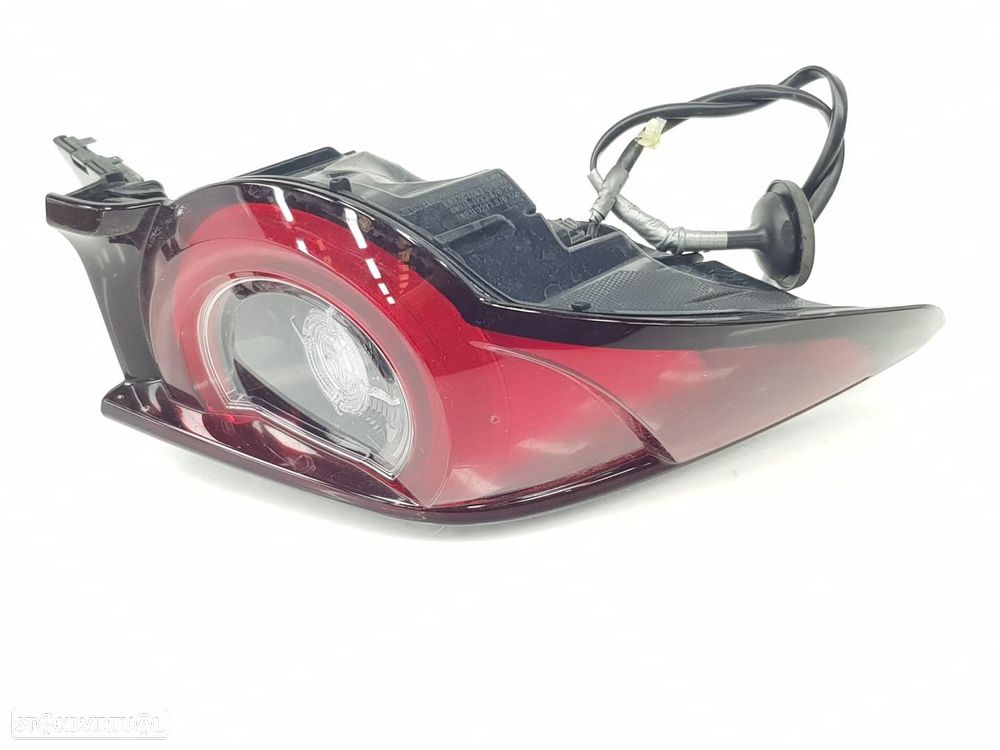 FAROLIM TRASEIRO ESQUERDO MAZDA 3 BERLINA BP - 1