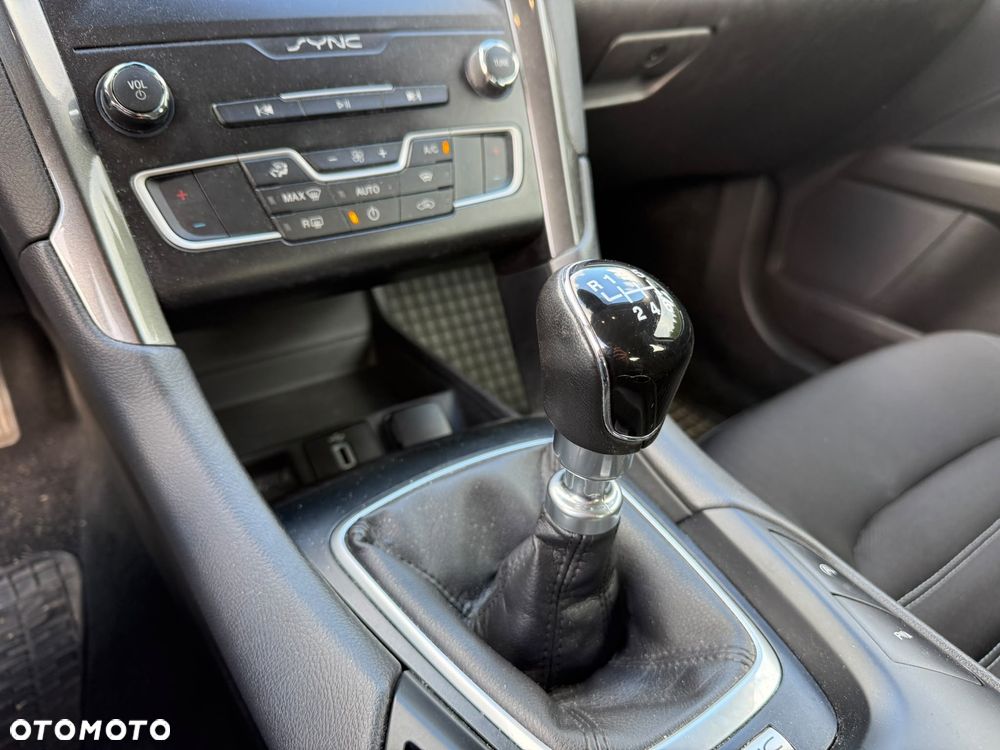 Ford Mondeo 1.5 EcoBoost Titanium - 17