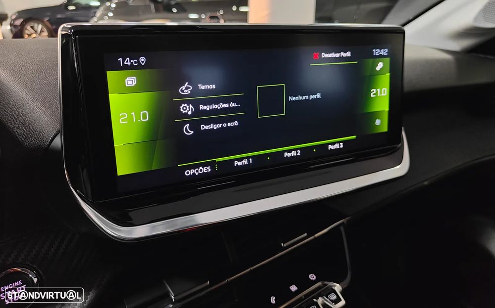 Peugeot 208 1.2 PureTech Allure EAT8 - 54