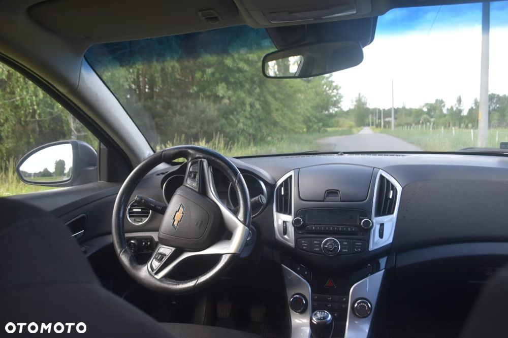 Chevrolet Cruze 1.8 LT - 7