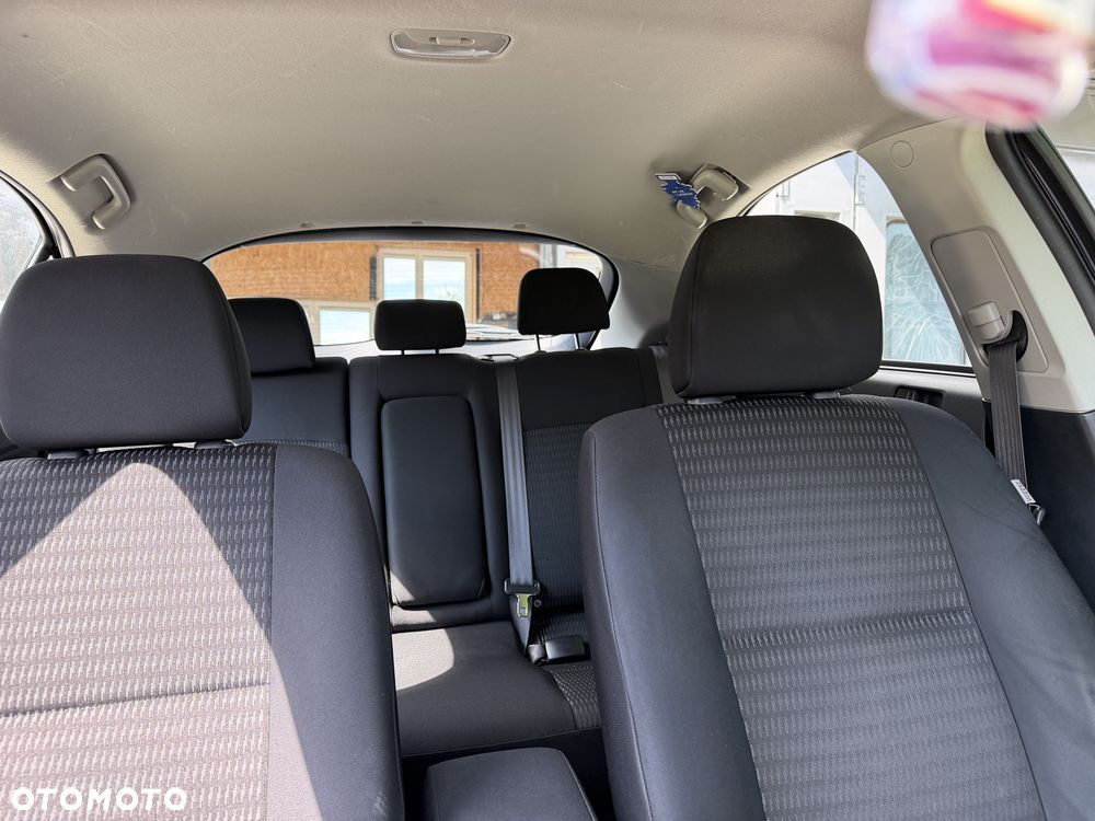 Mitsubishi Lancer 1.6 Invite - 21