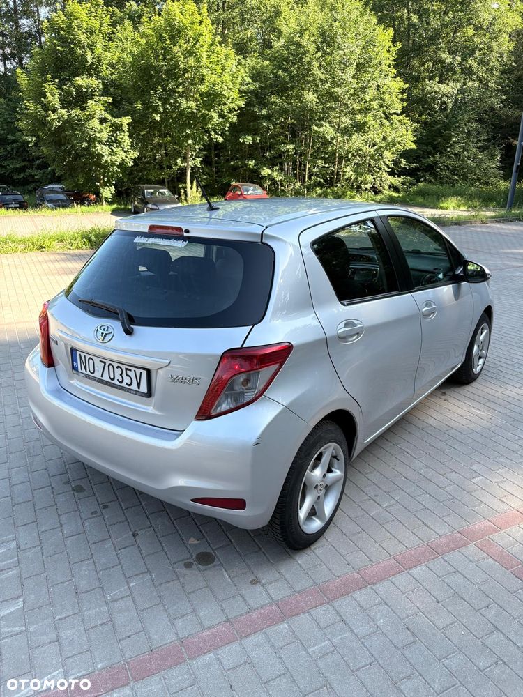 Toyota Yaris 1.33 Prestige - 3