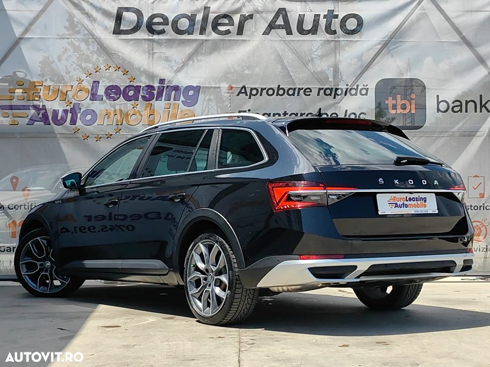 Skoda Superb 2.0 TDI 4X4 DSG Scout - 11