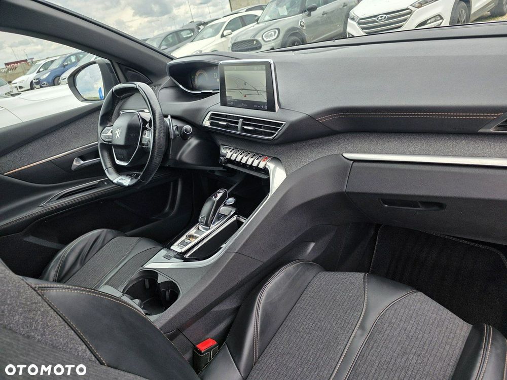 Peugeot 5008 BlueHDI 120 EAT6 Stop & Start Business Line - 32