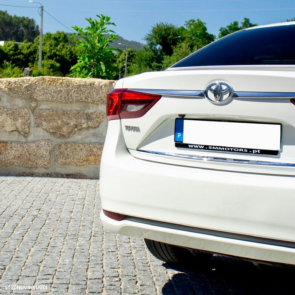 Toyota Avensis SD 2.0 D-4D Premium - 7
