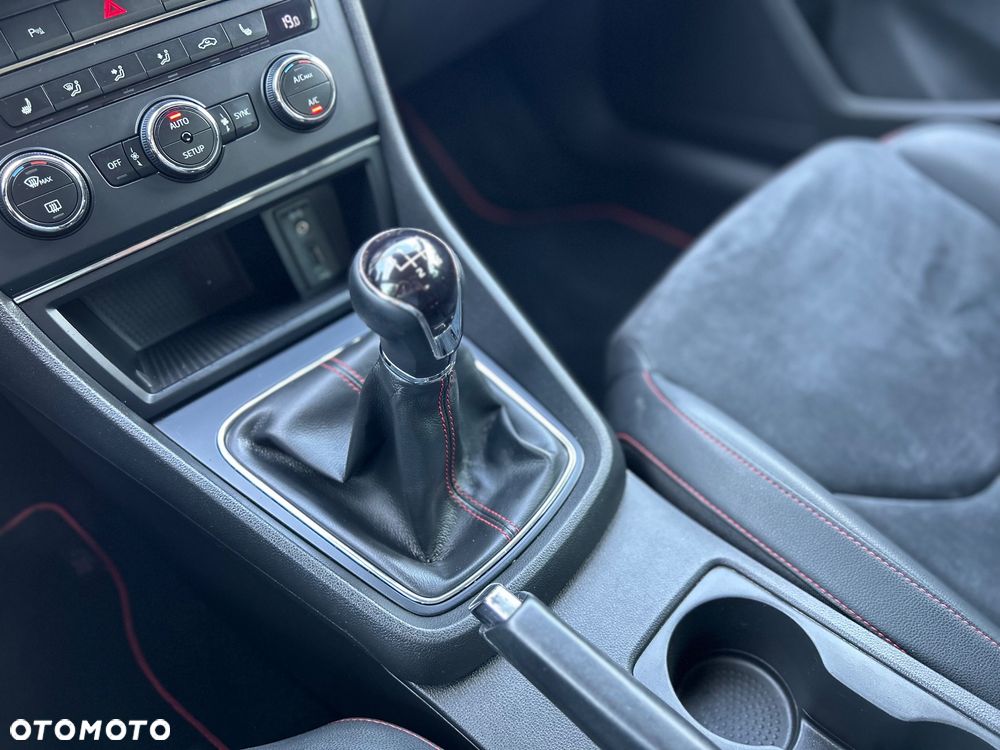 Seat Leon 2.0 TDI DPF Start&Stop FR - 25