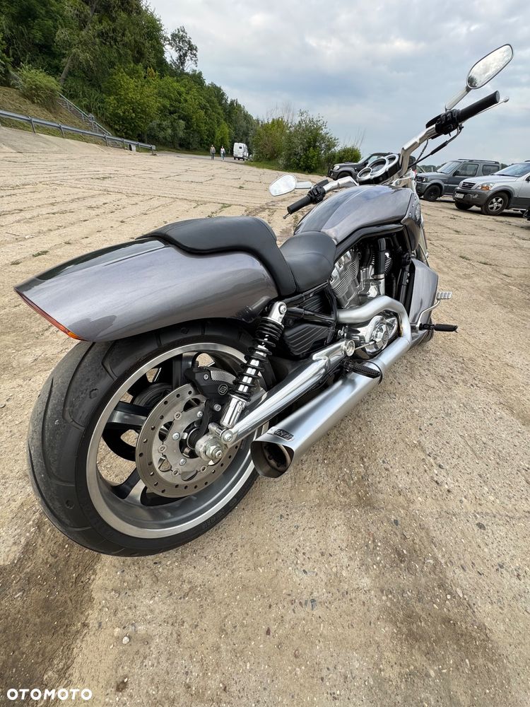 Harley-Davidson V-Rod Muscle - 8