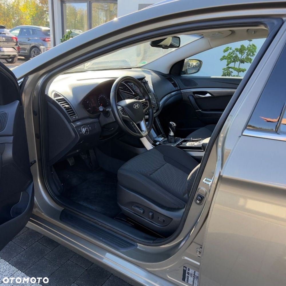 Hyundai i40 - 16
