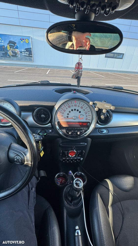 Mini Cooper S - 25