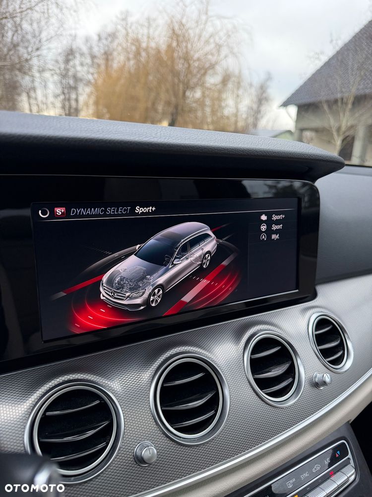 Mercedes-Benz Klasa E 220 d 9G-TRONIC Avantgarde - 30